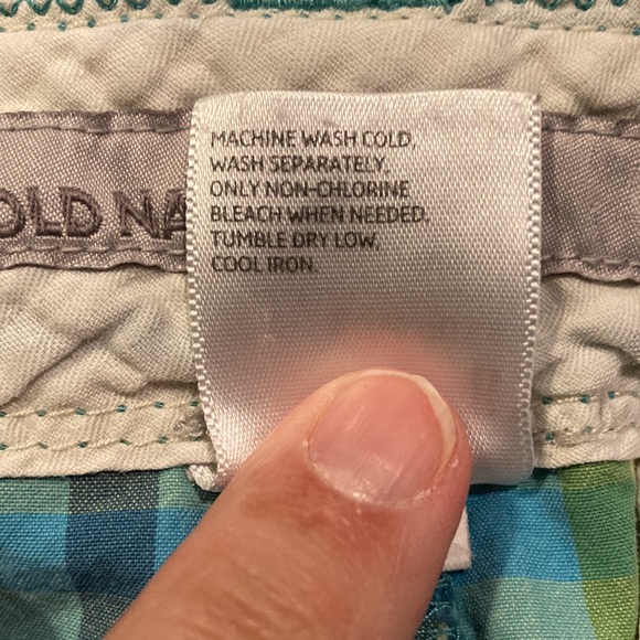 Old Navy Low Rise Blue and Yellow Plaid Shorts Size 6 - Picture 10 of 10